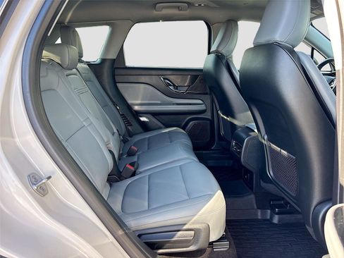 Used 2021 Lincoln Corsair Standard w/ Towing Package I image 31