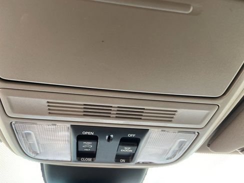 Used 2021 Honda Odyssey EX-L image 42