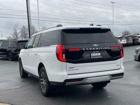 Used 2025 Ford Expedition Max Platinum image 5