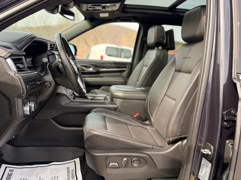 Used 2024 GMC Yukon XL Denali image 12