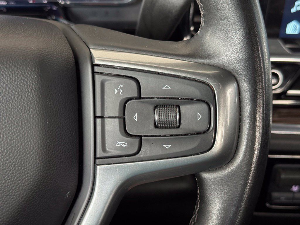 Used 2025 Chevrolet Silverado 1500 LT RWD image 30