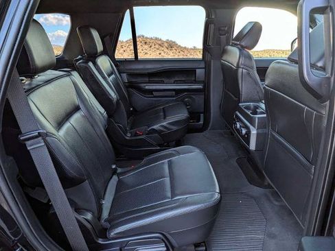 Certified 2021 Ford Expedition XLT AWD/4WD image 18