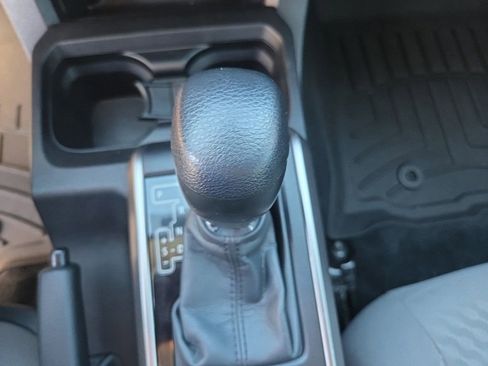 Used 2023 Toyota Tacoma SR5 w/ Technology Package image 16