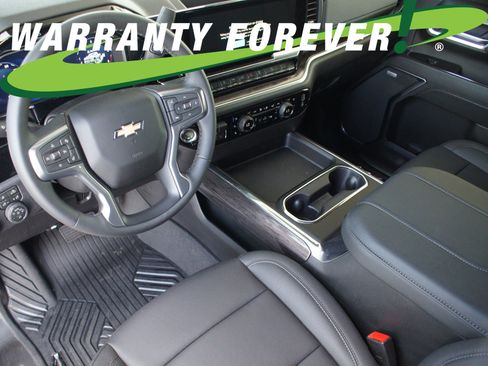 New 2026 Chevrolet Silverado 2500 LTZ w/ LTZ Premium Package AWD/4WD image 2