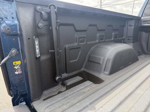 Used 2019 GMC Sierra 1500 SLT AWD/4WD image 11