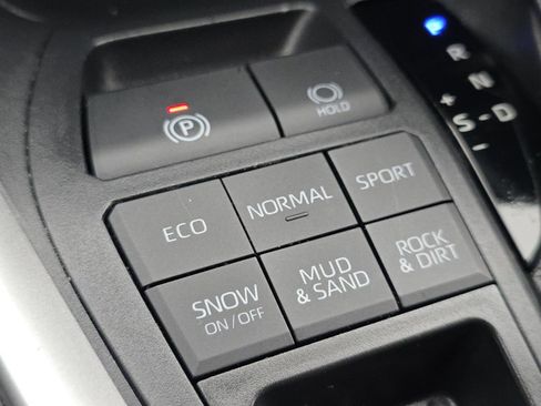 Used 2023 Toyota RAV4 XLE image 10