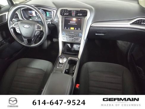 Used 2019 Ford Fusion SE FWD image 29