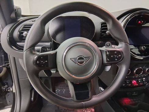 Certified 2024 MINI Cooper Clubman S FWD image 15