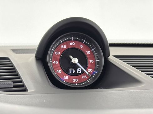 Used 2022 Porsche 911 Carrera GTS RWD image 28