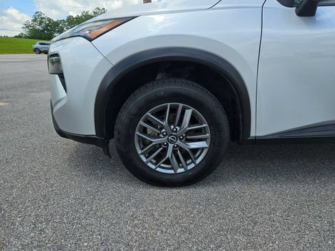 Used 2024 Nissan Rogue S AWD/4WD image 27