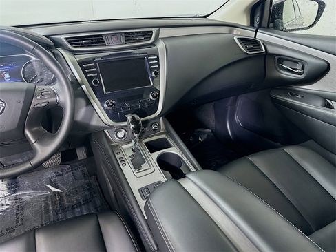 Used 2024 Nissan Murano SV w/ SV Midnight Edition Package image 19