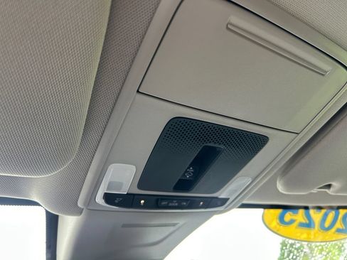 Certified 2025 Honda CR-V EX image 30
