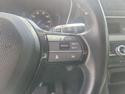 Used 2024 Honda Pilot EX-L image 25