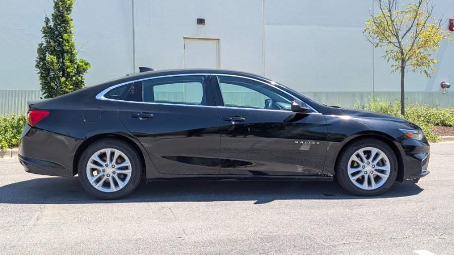 Used 2018 Chevrolet Malibu Hybrid w/ Driver Confidence Package FWD image 3