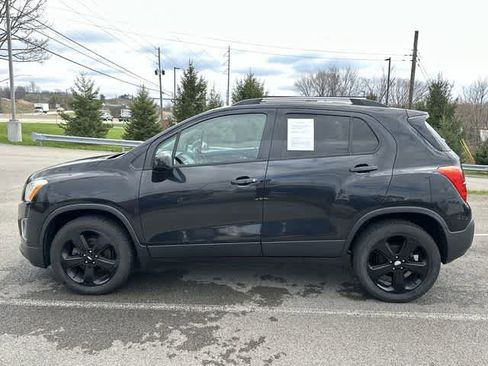 Used 2016 Chevrolet Trax LTZ w/ Midnight Edition image 2