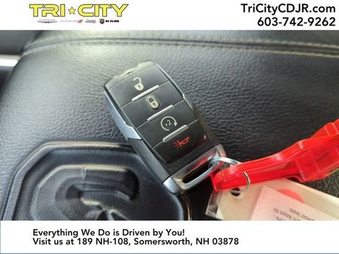 Used 2024 RAM 1500 Laramie image 36