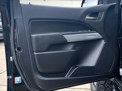 Used 2019 Chevrolet Colorado ZR2 AWD/4WD image 31