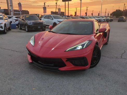 Used 2022 Chevrolet Corvette Stingray Convertible w/ Z51 Performance Package RWD image 1