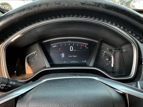 Used 2017 Honda CR-V Touring image 12