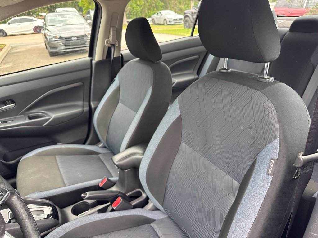 Used 2024 Nissan Versa SV FWD image 10