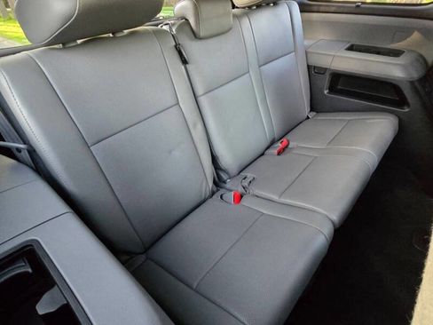 Used 2016 Toyota Sequoia Platinum AWD/4WD image 18