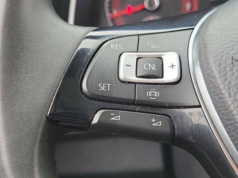 Used 2020 Volkswagen Jetta SE w/ SE Cold Weather Package FWD image 5