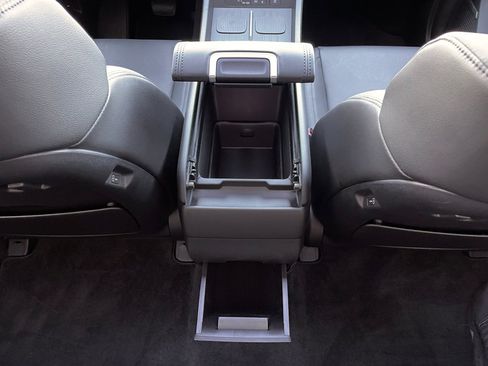 Used 2025 Hyundai Santa Fe Limited image 32