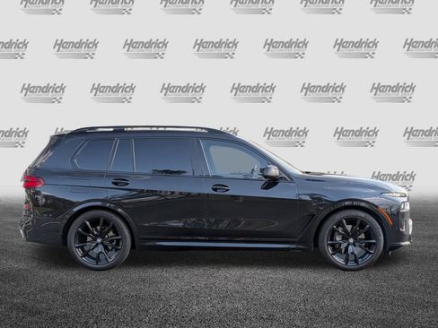 Used 2023 BMW X7 xDrive40i w/ Executive Package image 11