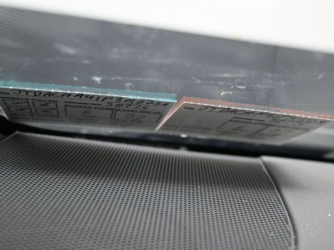 Used 2023 Toyota Prius LE FWD image 8