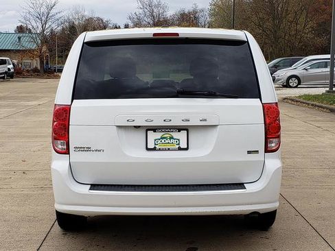 Used 2017 Dodge Grand Caravan SE w/ Power Window Group image 4