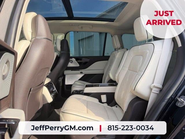 Used 2022 Lincoln Aviator Black Label Grand Touring AWD/4WD image 13