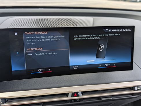 Used 2023 BMW iX xDrive50 w/ Premium Package AWD/4WD image 29