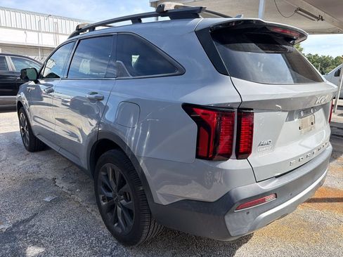 Certified 2022 Kia Sorento X-Line EX AWD/4WD image 8