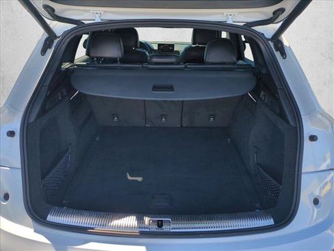 Used 2020 Audi SQ5 Premium Plus w/ Premium Plus Package AWD/4WD image 6