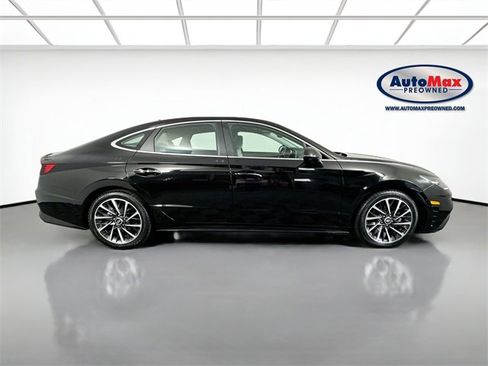 Used 2022 Hyundai Sonata Limited w/ Cargo Package image 10