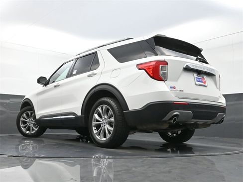 Used 2023 Ford Explorer Limited image 30