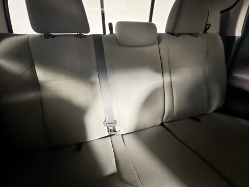 Used 2018 Toyota Tacoma SR5 image 32