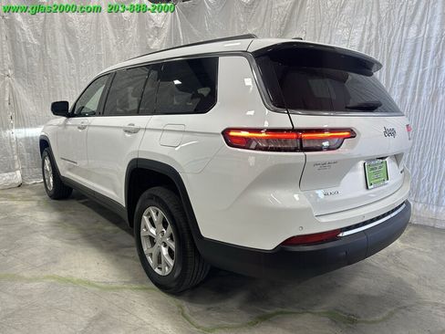 Used 2023 Jeep Grand Cherokee L Limited AWD/4WD image 7