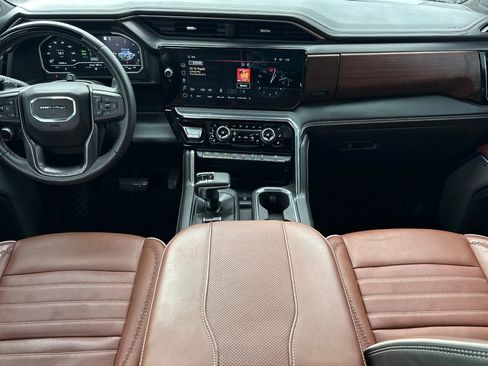 Used 2023 GMC Sierra 1500 Denali Ultimate image 13