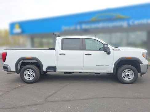 Used 2023 GMC Sierra 2500 Pro w/ Gooseneck/5TH Wheel Package AWD/4WD image 9