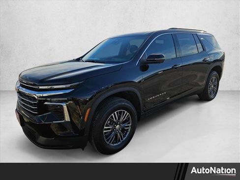 New 2026 Chevrolet Traverse LT w/ Driver Confidence Package FWD image 1