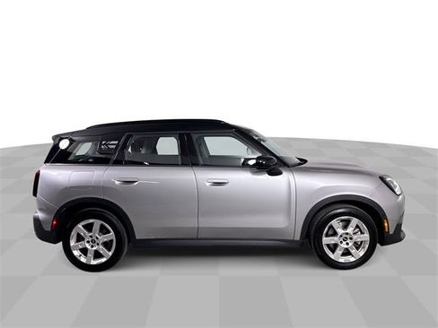 Used 2025 MINI Cooper Countryman S image 9