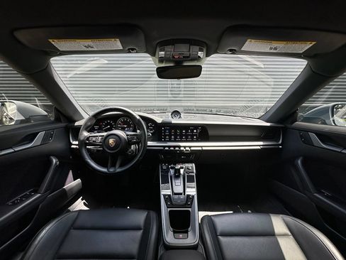 Certified 2024 Porsche 911 Carrera RWD image 6