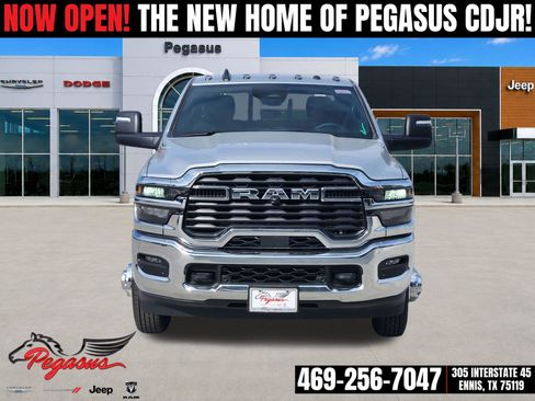 New 2026 RAM 3500 Tradesman AWD/4WD image 6