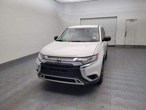 Used 2019 Mitsubishi Outlander ES AWD/4WD image 15