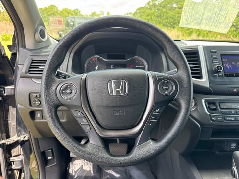 Used 2018 Honda Ridgeline Sport image 28