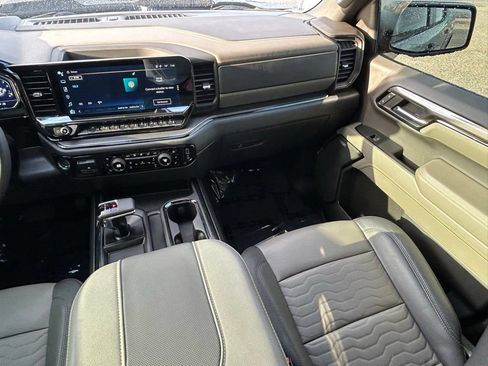 Used 2023 Chevrolet Silverado 1500 ZR2 w/ ZR2 Bison Edition AWD/4WD image 11