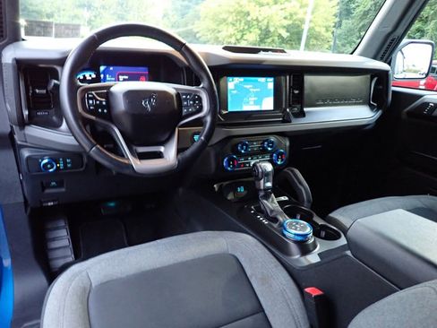 Used 2022 Ford Bronco Big Bend image 19