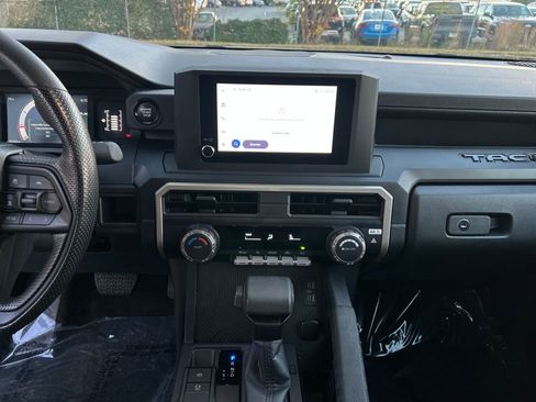 Used 2024 Toyota Tacoma SR image 19