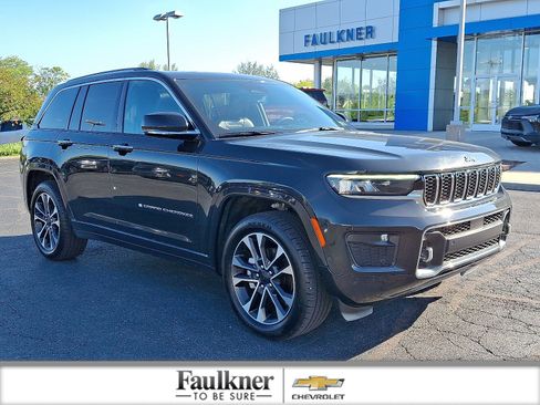 Used 2023 Jeep Grand Cherokee Overland w/ Luxury Tech Group IV image 1